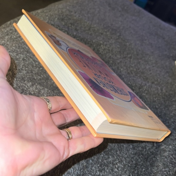 STRENGTHEN YOUR IMMUNE SYSTEM HARDCOVER BOOK READERS DIGEST - Picture 5 of 17